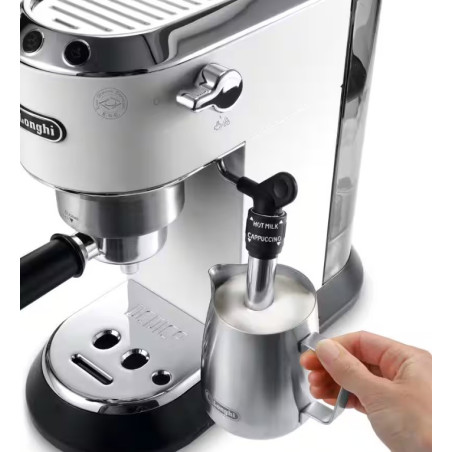 DELONGHI EC685.W
