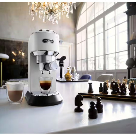 DELONGHI EC685.W